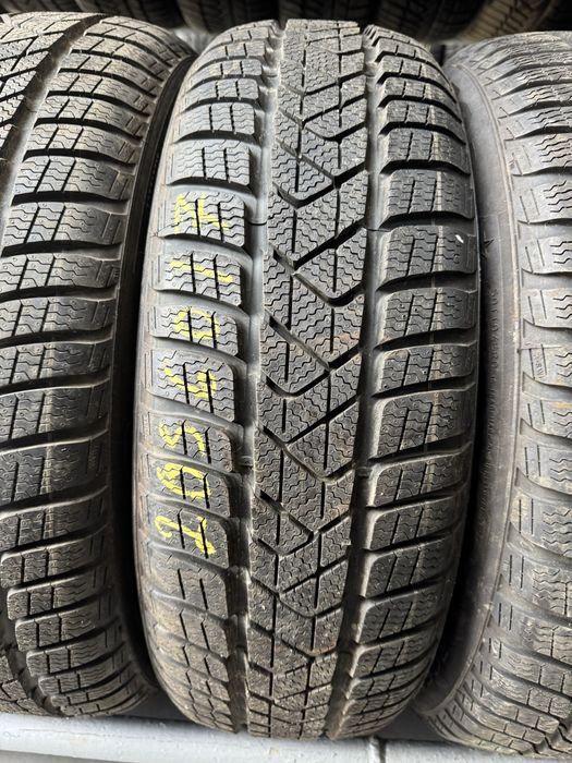 Anvelope Noi 205/60/17 Pirelli