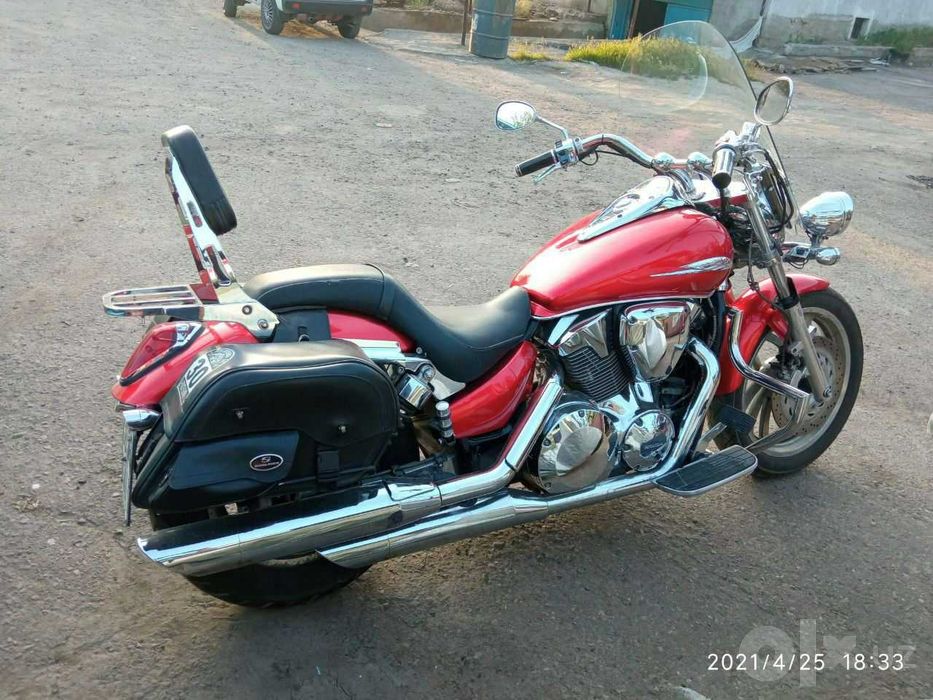 HONDA VTX 1300С (Custom)  2006г -  Круизер