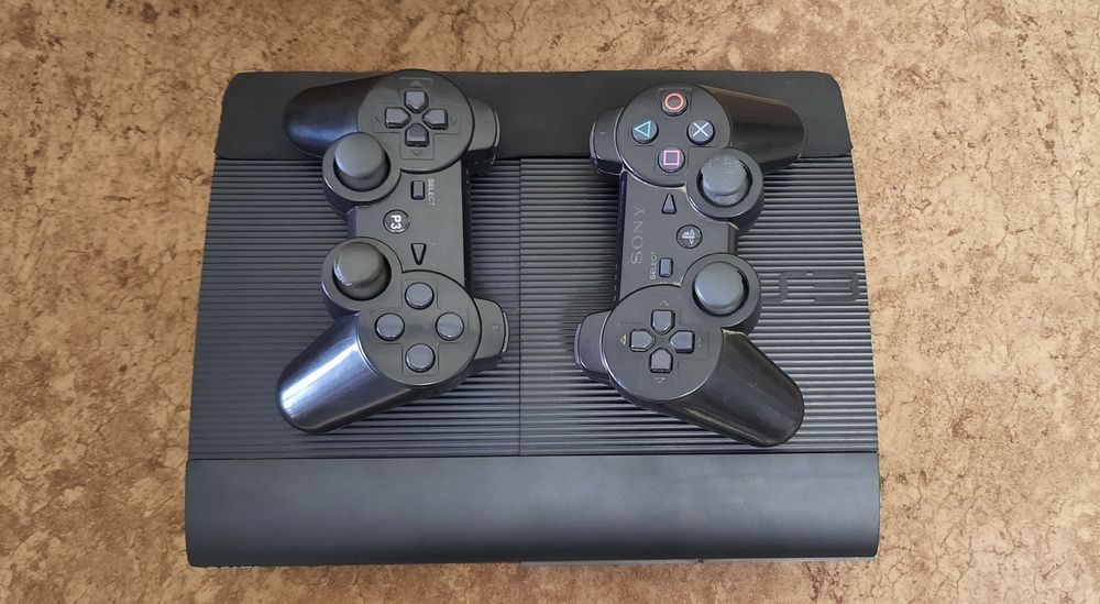 PlayStation 3 Super Slim 500GB Orginal ichida 42ta uyini bor + DASTAVK