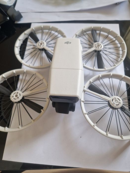 Dji flip ca noua.numai drona