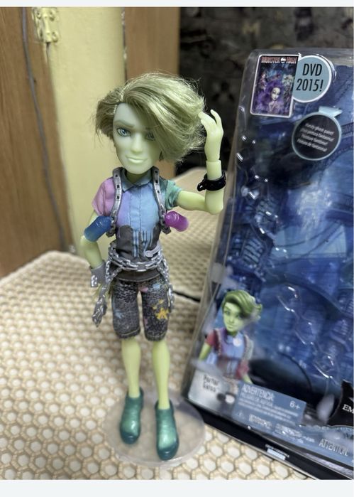 Продам куклу монстр хай!