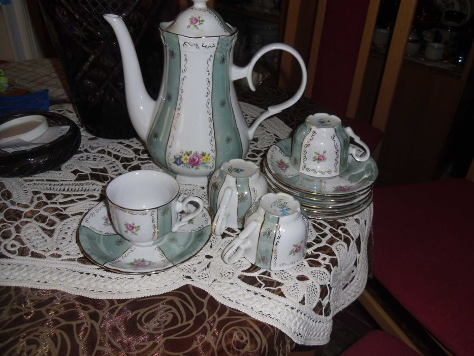 serviciu  pt cafea ,portelan fin ,vechi
