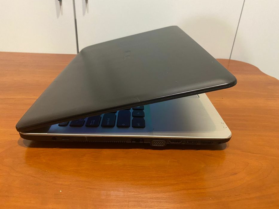 ASUS Vivobook intel 4ядра/Nvidia GeForce/SSD