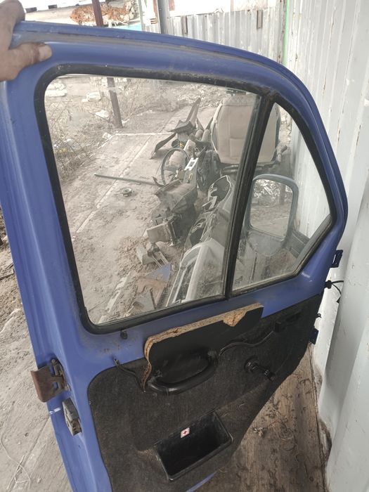 Продам дверь левая