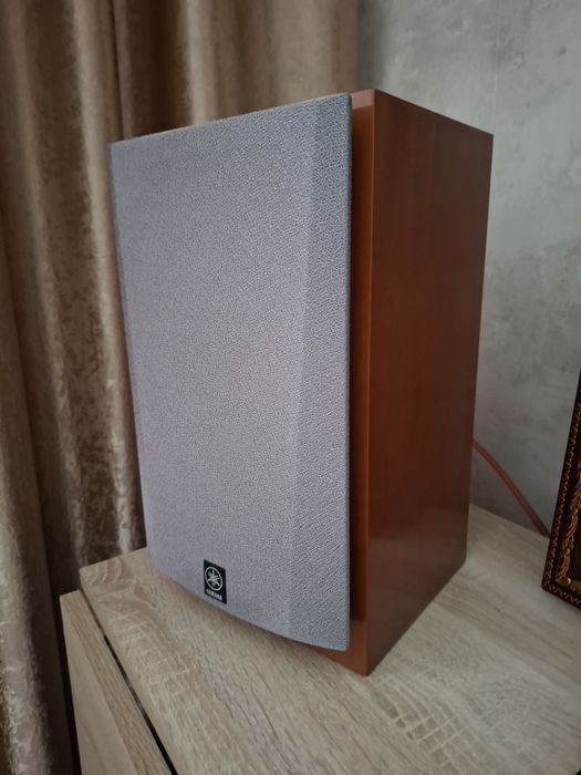 Продаются колонки Yamaha NS2 HX