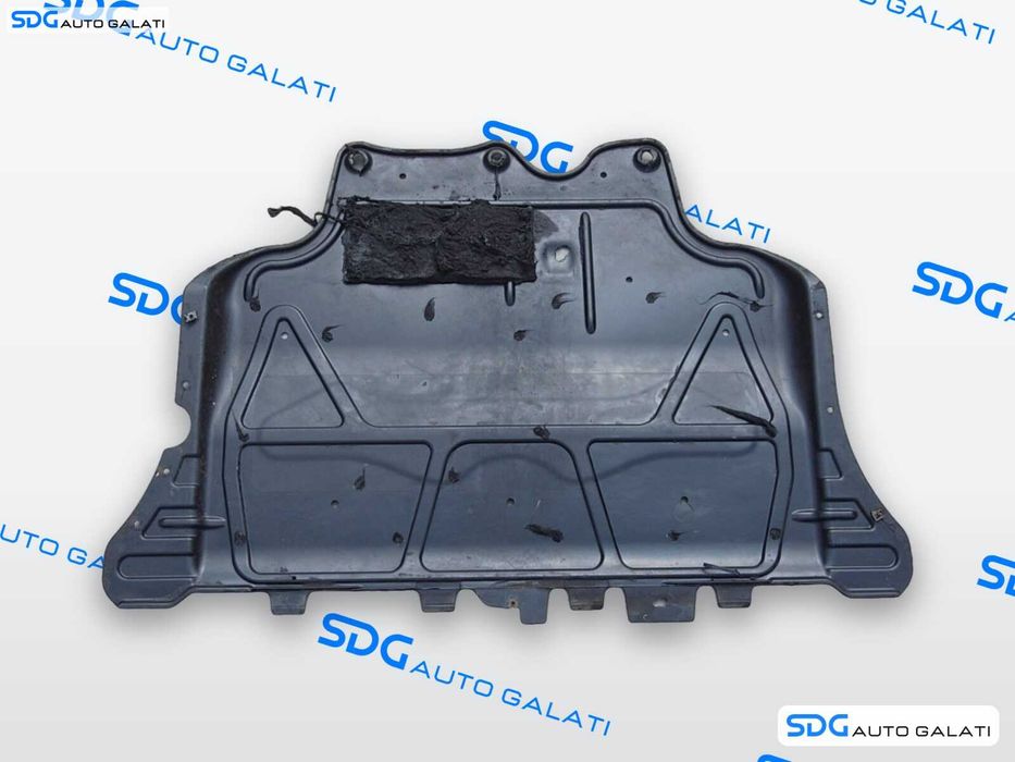Scut Protectie Motor Plastic Volkswagen Passat B8 (3G) 2014 - 2023 Cod 5Q0825236 (Prezinta Mici Defecte Imperfectiuni) [LN0600]