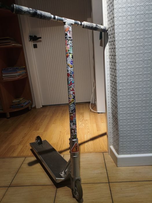 Продам трюковой самокат