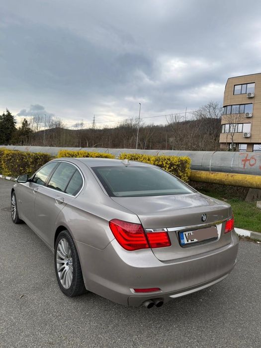 BMW 730D 245 CP - Distronic - Interior Confort - Camera