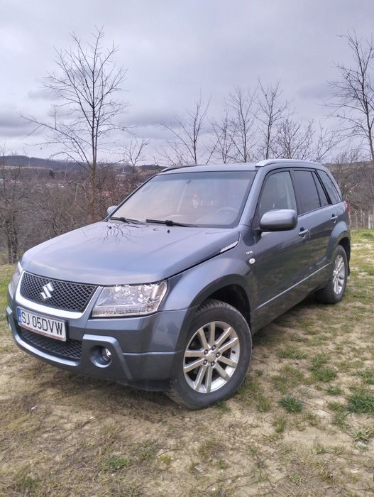 Vând Suzuki Grand Vitara