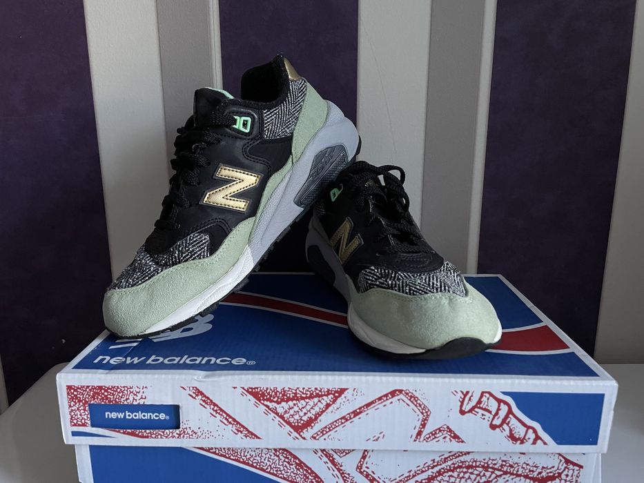 Adidasi New balance