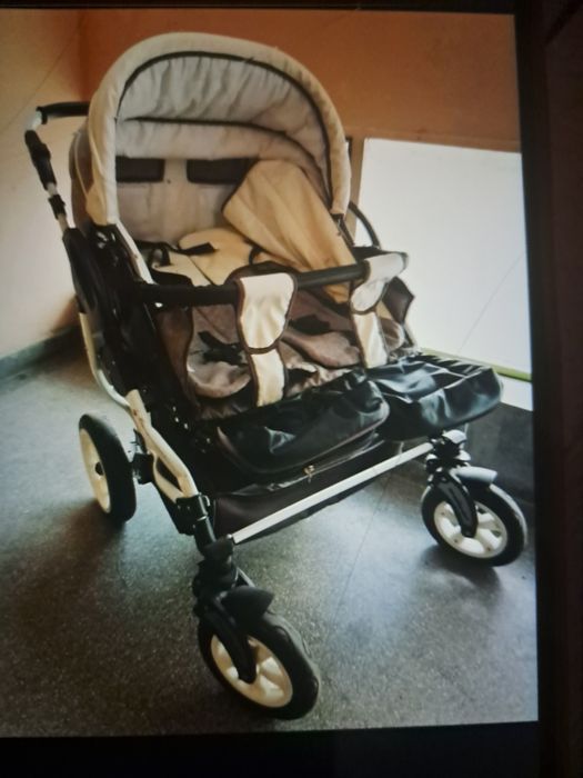 Количка за близнаци - АДБОР ДУО