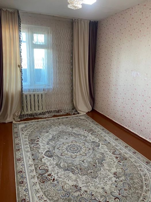 Продам трехкомнатную квартиру