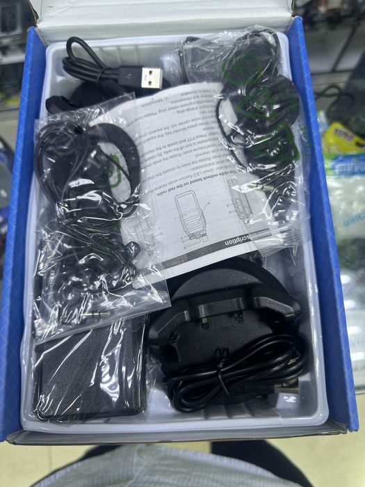 Baofeng C-5  ratsiyasi. Kamplektida 2 ta bo’ladi.  Kamplekti 399 000