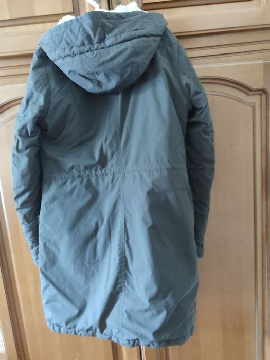 парка женская. зимняя куртка женская 42-44 Sразмер