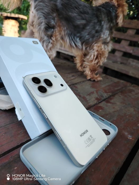 Honor 600 Pro  - 512 GB, 12 GB Ram