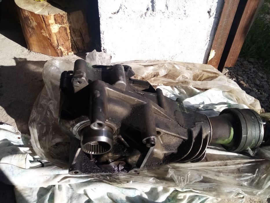 Раздатка на Мазду Трибьют  30000 т