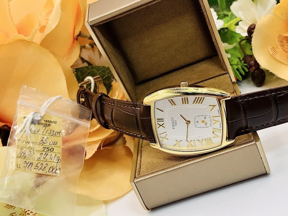 Фирменные Швейцарские заводские золотые часы Tissot