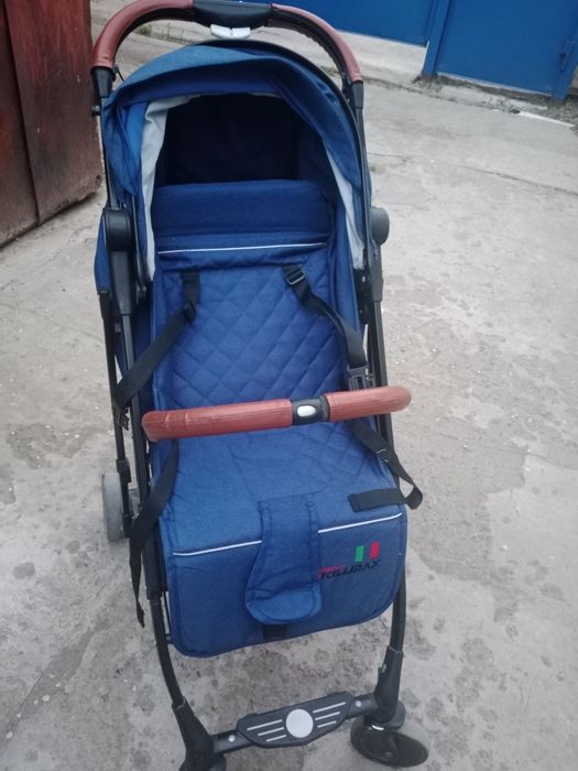 Продам прогулочную коляску