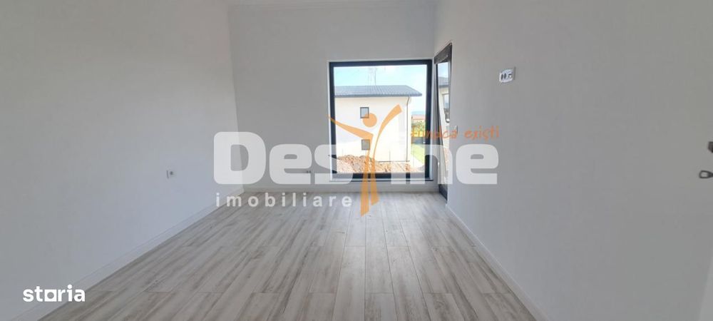 Comision 0%, Miroslava - casa parter + etaj + pod