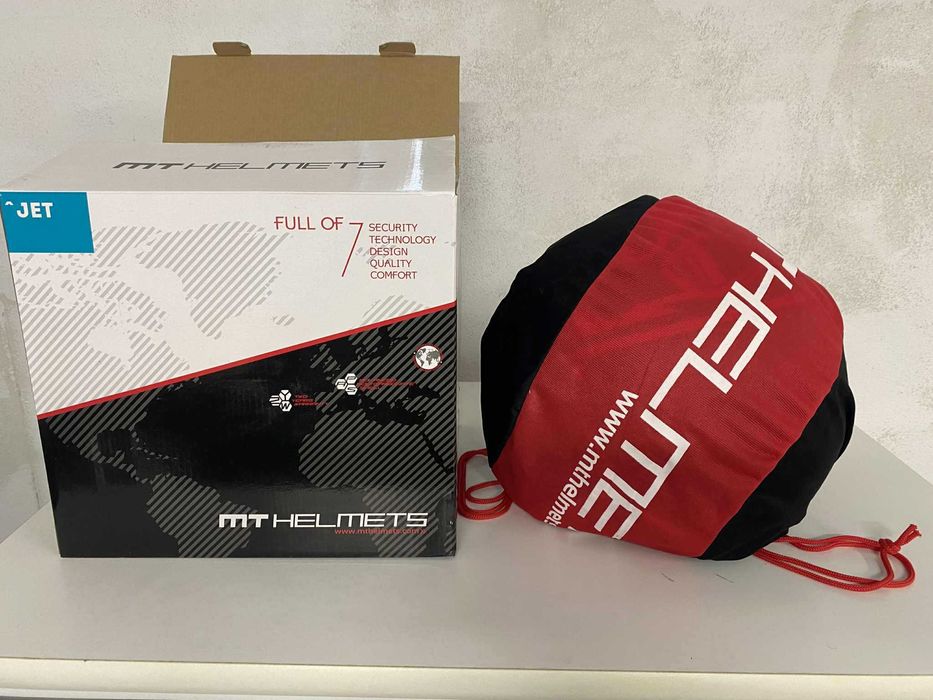 Каска MT Helmets Le Mans