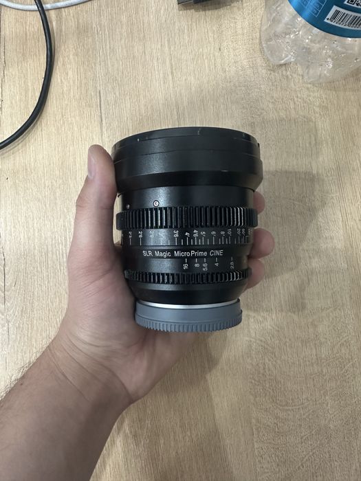 SLR Magic MicroPrime Cine 25 mm / 50 mm