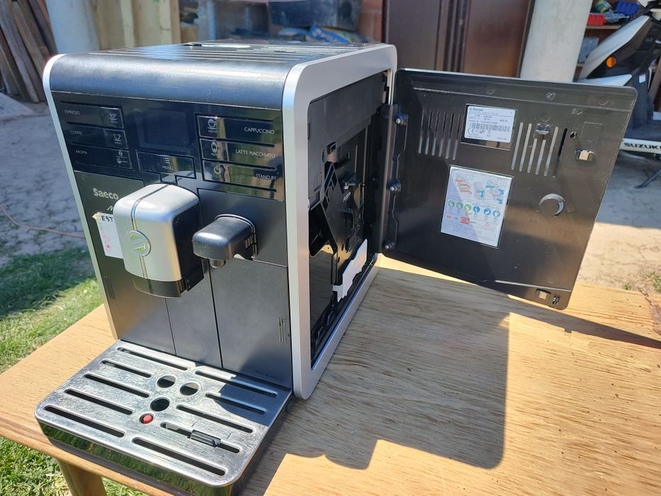 Vând aparat de cafea Saeco Moltio