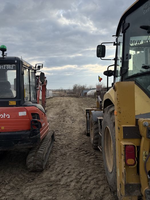 Închirieri  Buldoexcavator Utilaje Sapaturi  Demolari Defrisari Terasamente/Nivelari