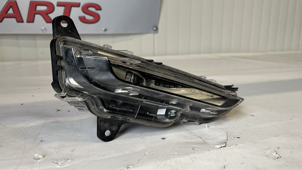 Ляв и десен халоген Range Rover Evoque 2 L551