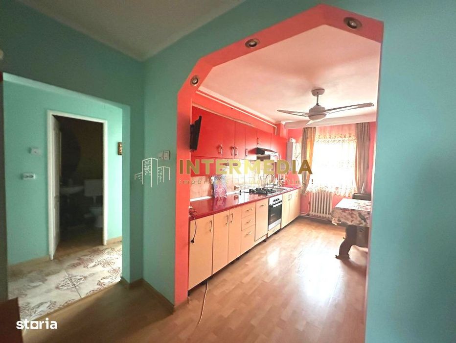 Vanzare Apartament 4 camere Deco CETATE Mercur 2 bai 90 mp cu balcon s