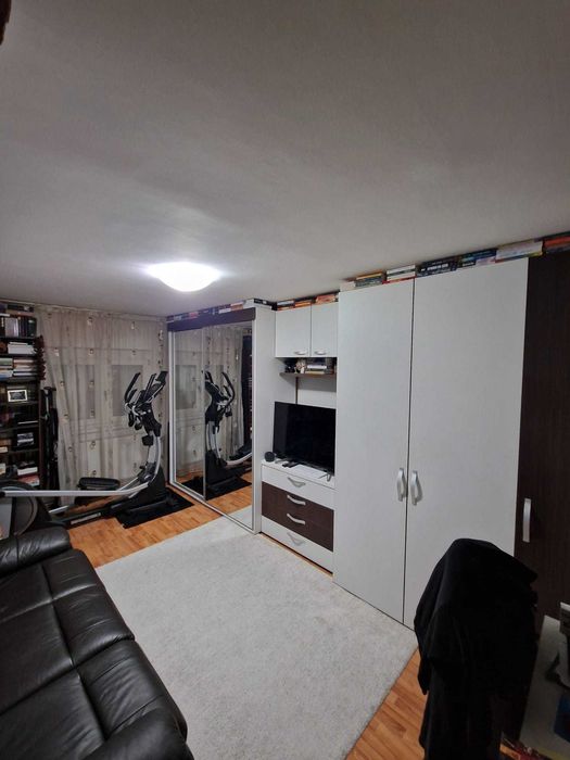 Vanzare apartament 2 camere Campina