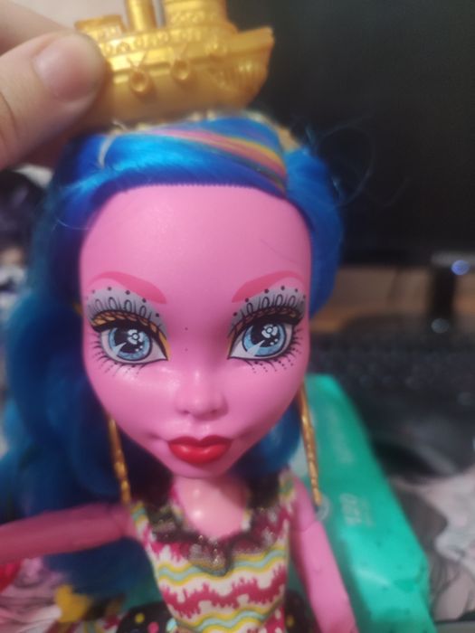 Гуллиона монстр хай