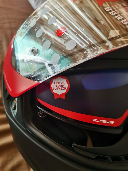 Каска за мотор LS2 Vector Evo