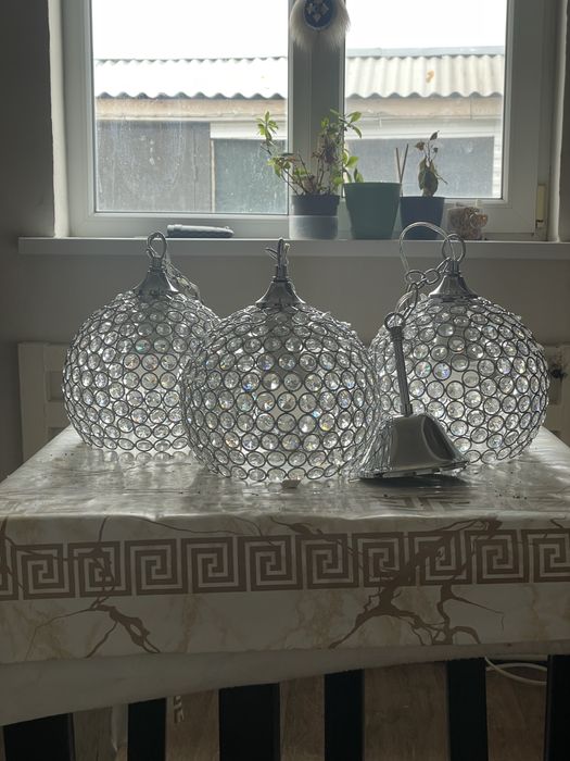 Люстра 3шт лампочка в подарок