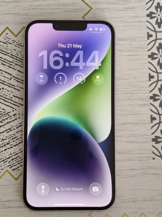 IPhone 14  в хорошем состоянии