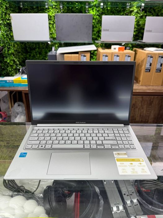Notebook ozimiki pochti ishlatilmagan: 315 у.е. - Noutbuklar Toshkent на Olx