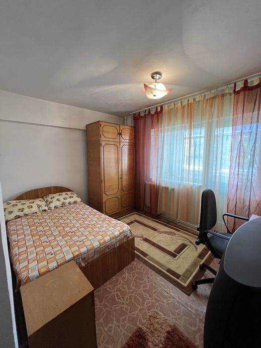 Apartament 3 camere 73 mp utili, etaj 1, 2 băi – Zona Dincă, Vulcan