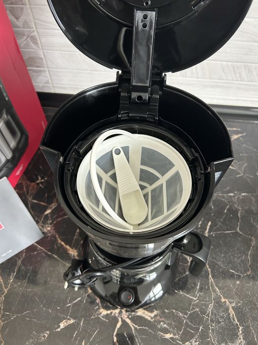 Кофеварка Rondell RDE-1100