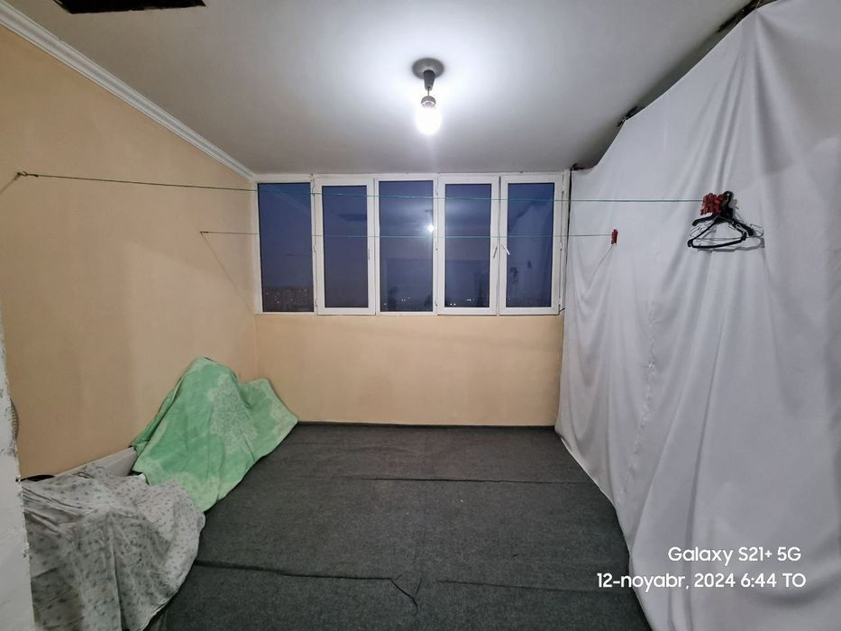 Sergili Quruvchi dahasi 4/7/9 103m2 hamma xonalar va sanuzel razdelniy