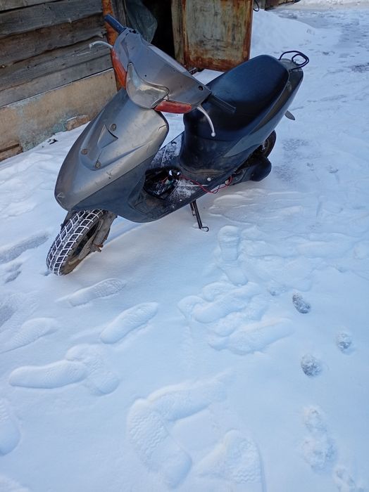 Продам мопед сузуки ледз2