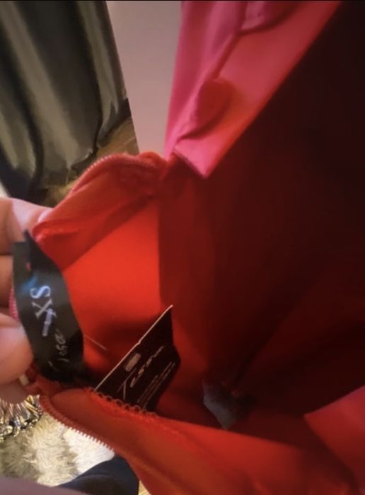 Rochie manuri noua cu eticheta