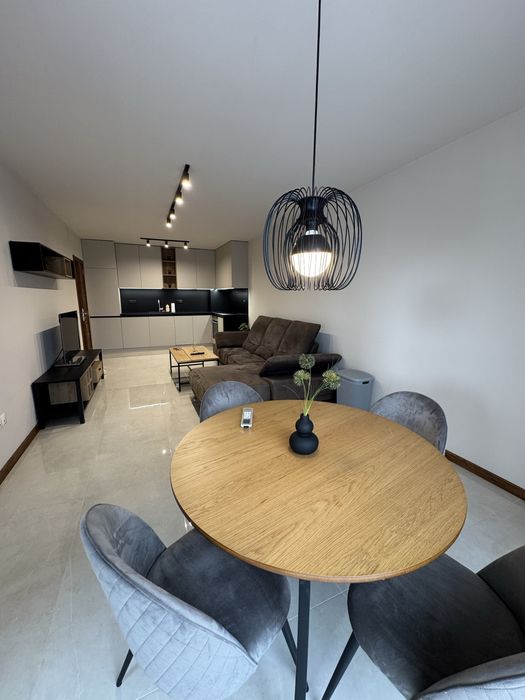 Дава се под наем Двустаен апартамент в ж.Зоопарк - 75 кв.м за 687.99 € - Снимка #3