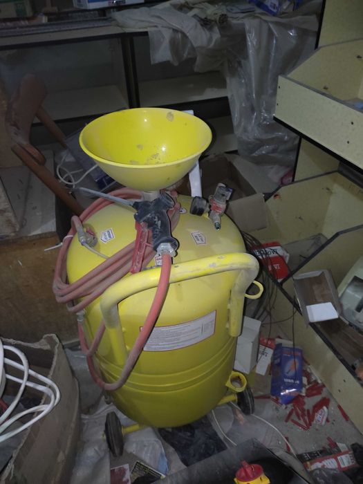 Avto karcher sotiladi