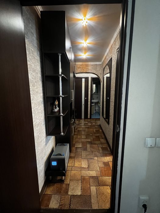 Продам 3-хкомнатную квартиру