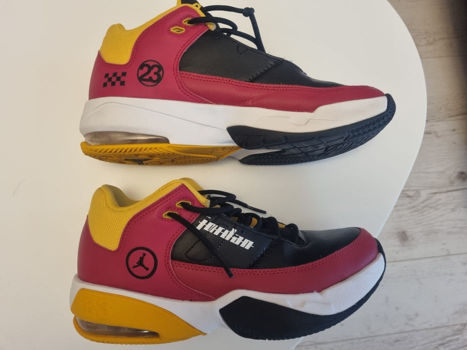 Vand ghete Nike Jordan Air Max Aura 3 nr 39