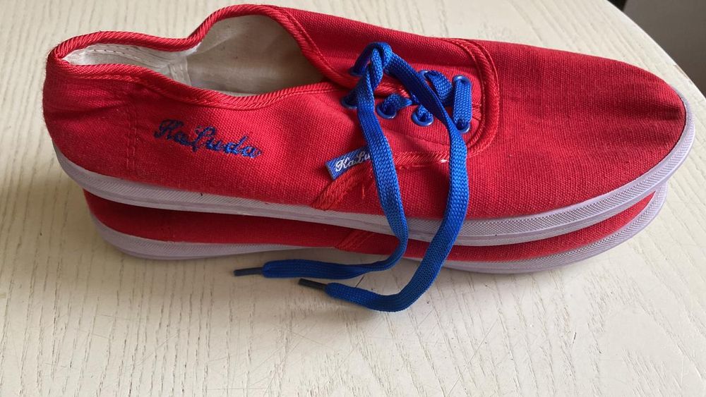 Новые шлепки и сандали р 34