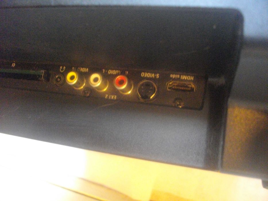 LCD 22" Телевизор Монитор PHILIPS 22PFL3403D/10 За ремонт за части цял