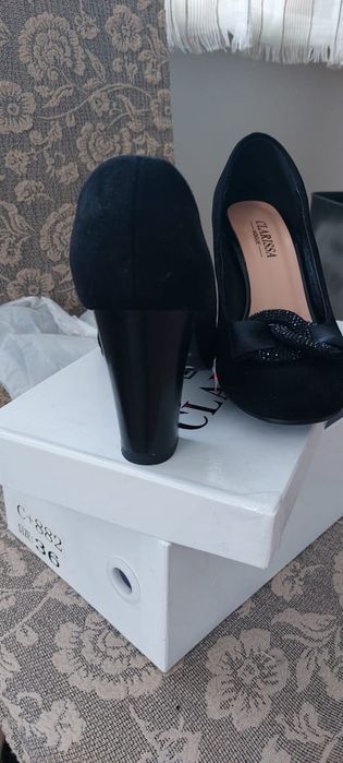 Туфли замшевые 36 размер