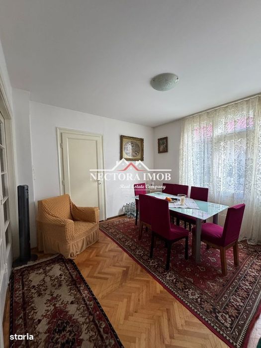 NECTORA IMOB Exclusivitate-Casa Ultracentrala 3 camere,Curte proprie