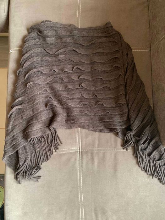 пончета и шалове