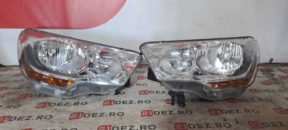 Faruri / Far stanga , Far dreapta Citroen DS4 2010 - 2015